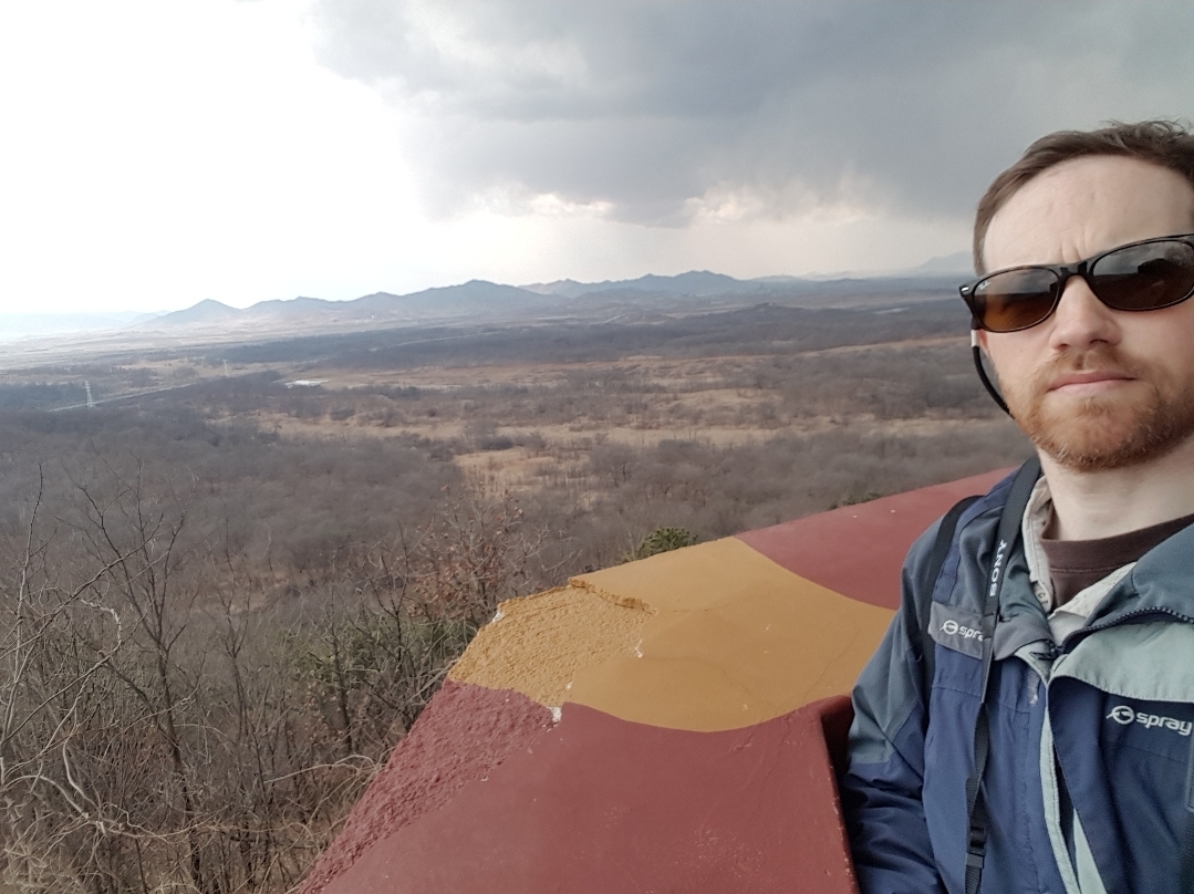 The Silence of High Achievers: Why Smart Professionals Don’t Always Speak Up